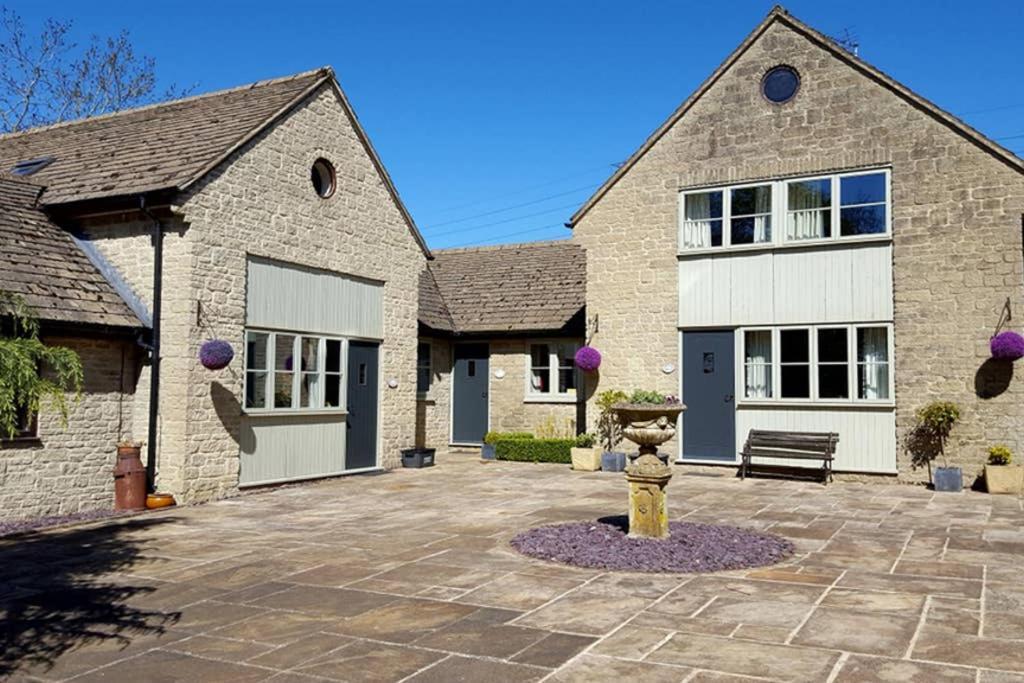Sherbourne Cottage, Seven Springs Cottages Cheltenham Exterior photo